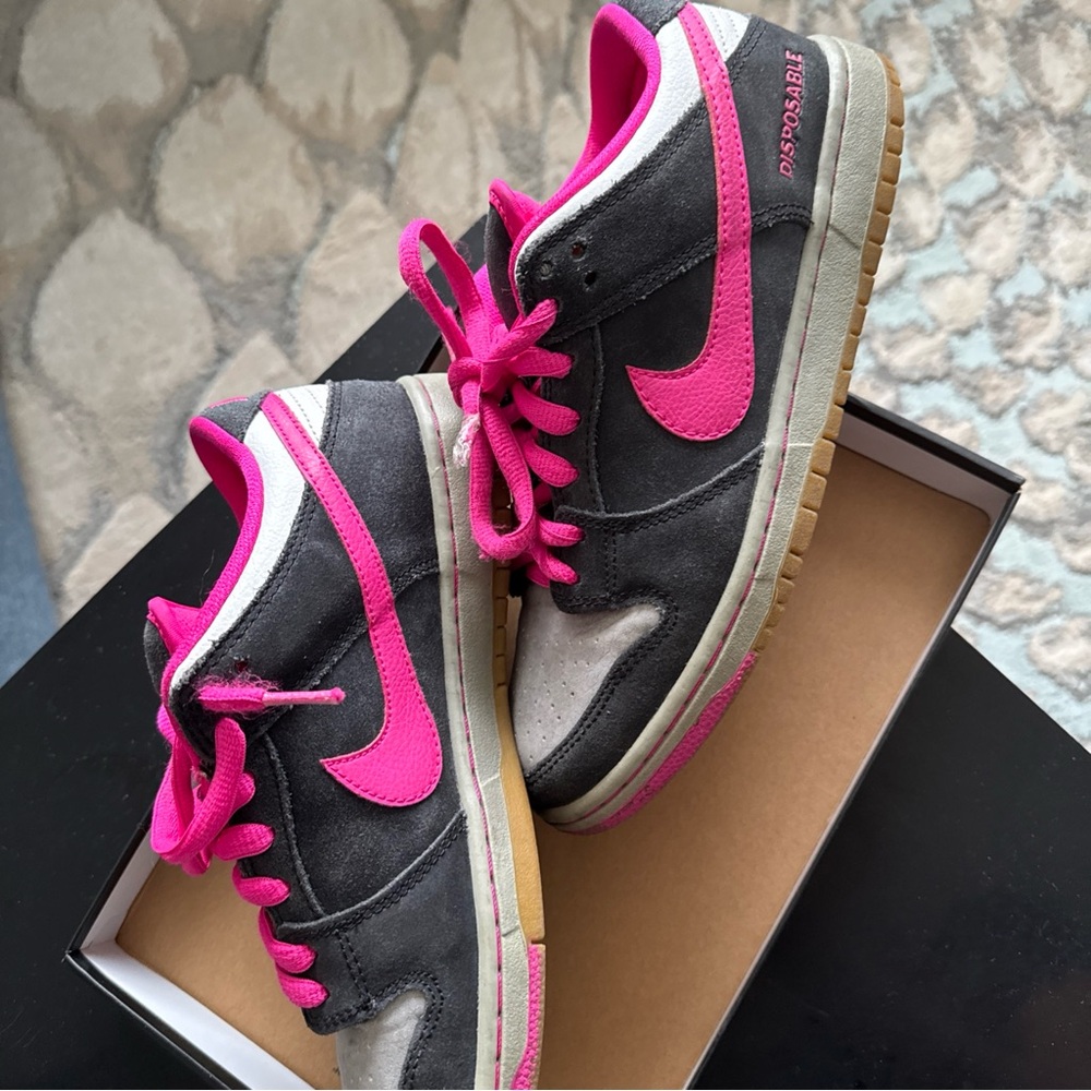Nike Pink  disposable snickers 2014